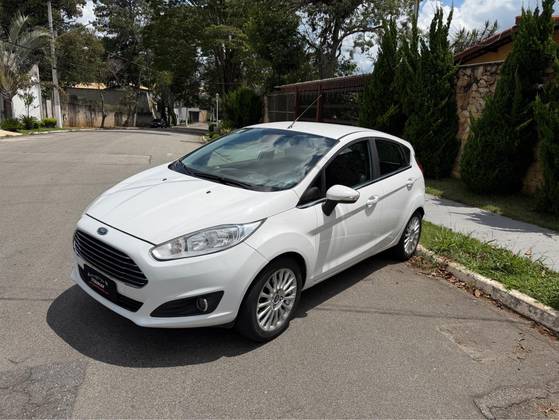 FORD FIESTA 1.0 ECOBOOST TITANIUM PLUS HATCH 12V GASOLINA 4P POWERSHIFT